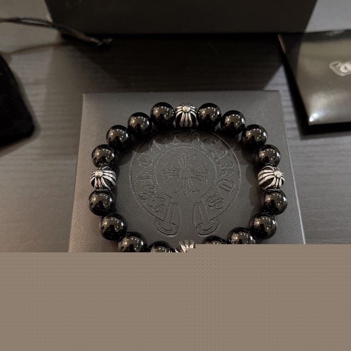 Ch**me He**ts bracelets